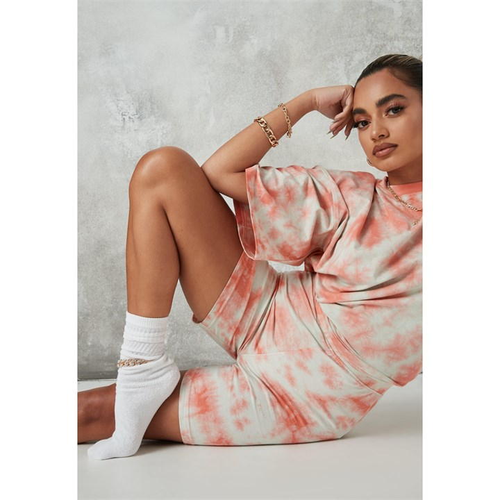 Woman Tie and Dye Shirt and short